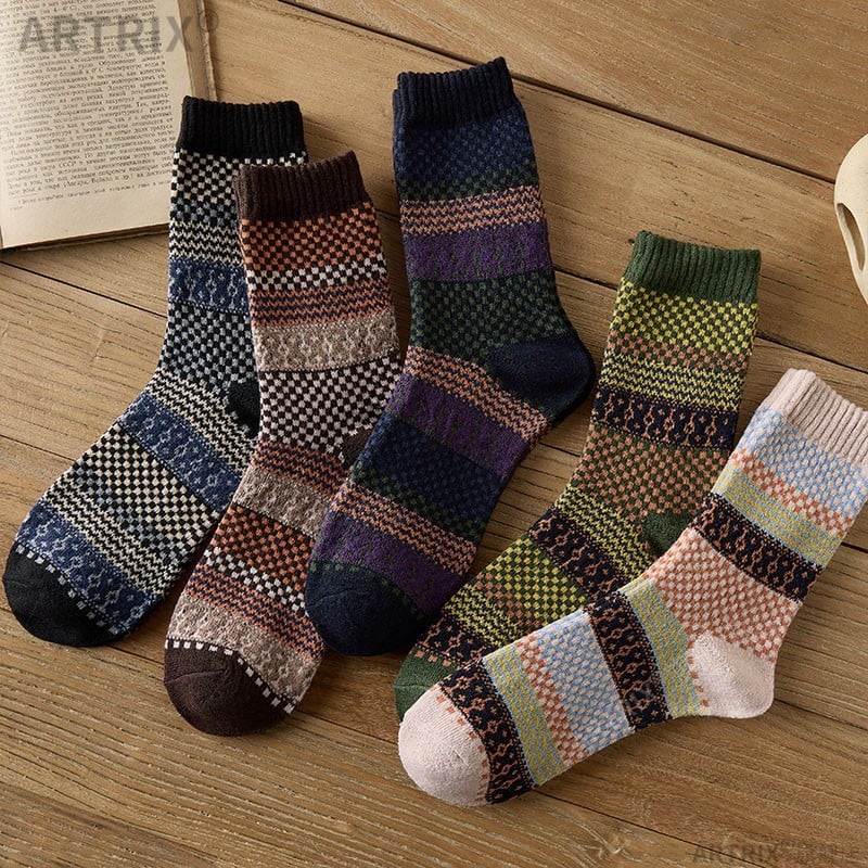 🧦Men's wool blend mid-calf socks: warm, thick, with retro ethnic patterns🧦