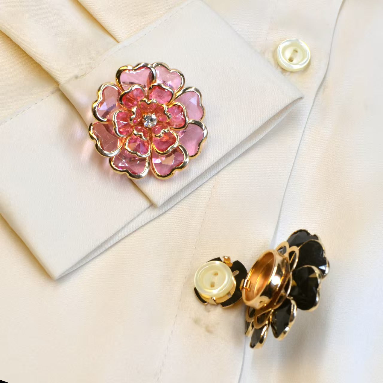 Antique Bronze Enamel Flower Button Set🌺Subtle Detail for Shirts & Suits