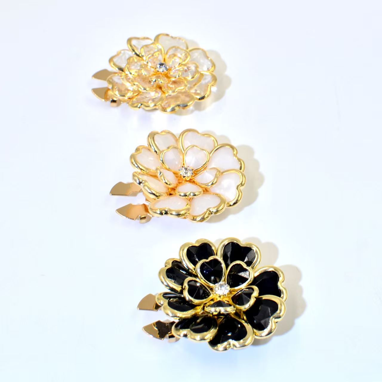 Antique Bronze Enamel Flower Button Set🌺Subtle Detail for Shirts & Suits