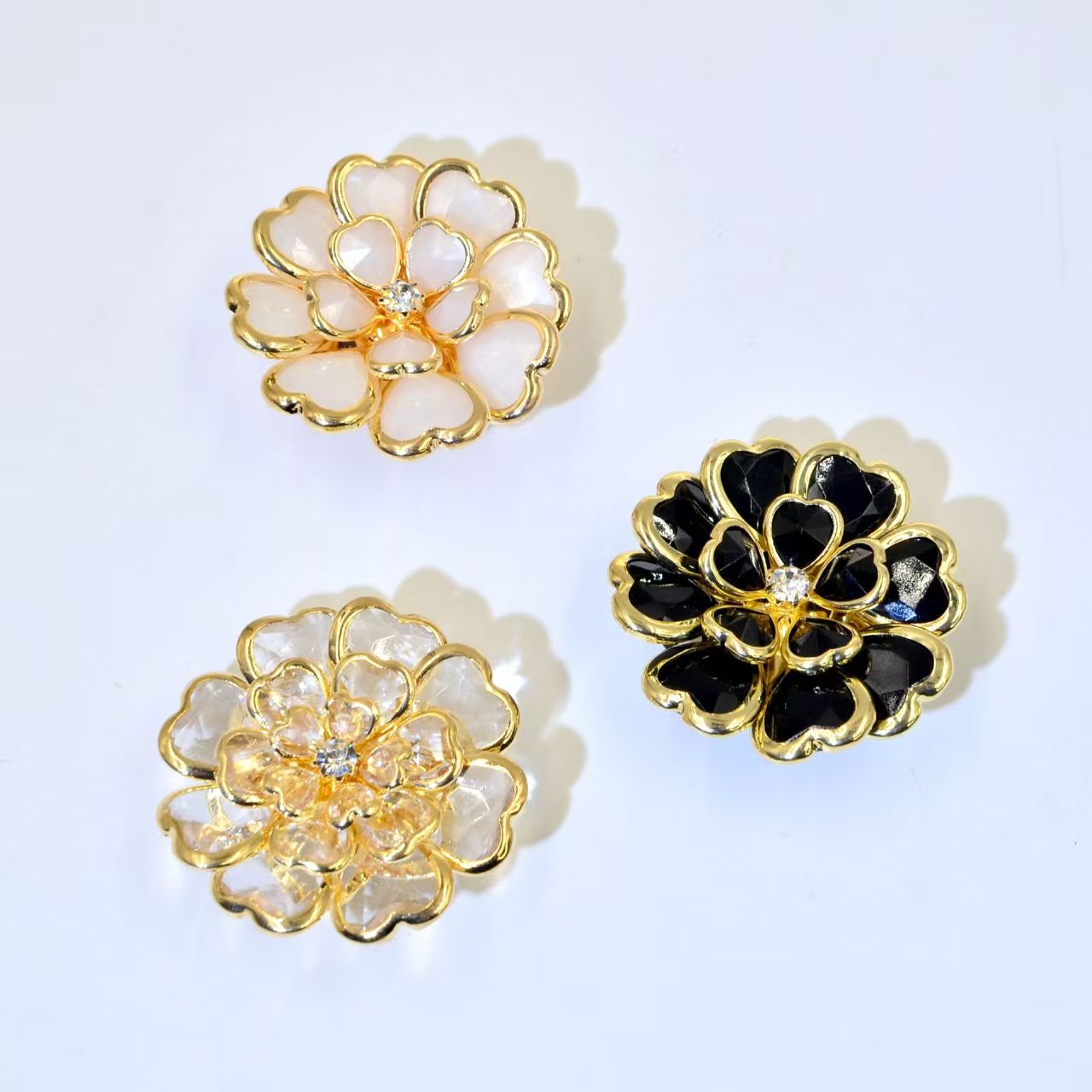 Antique Bronze Enamel Flower Button Set🌺Subtle Detail for Shirts & Suits