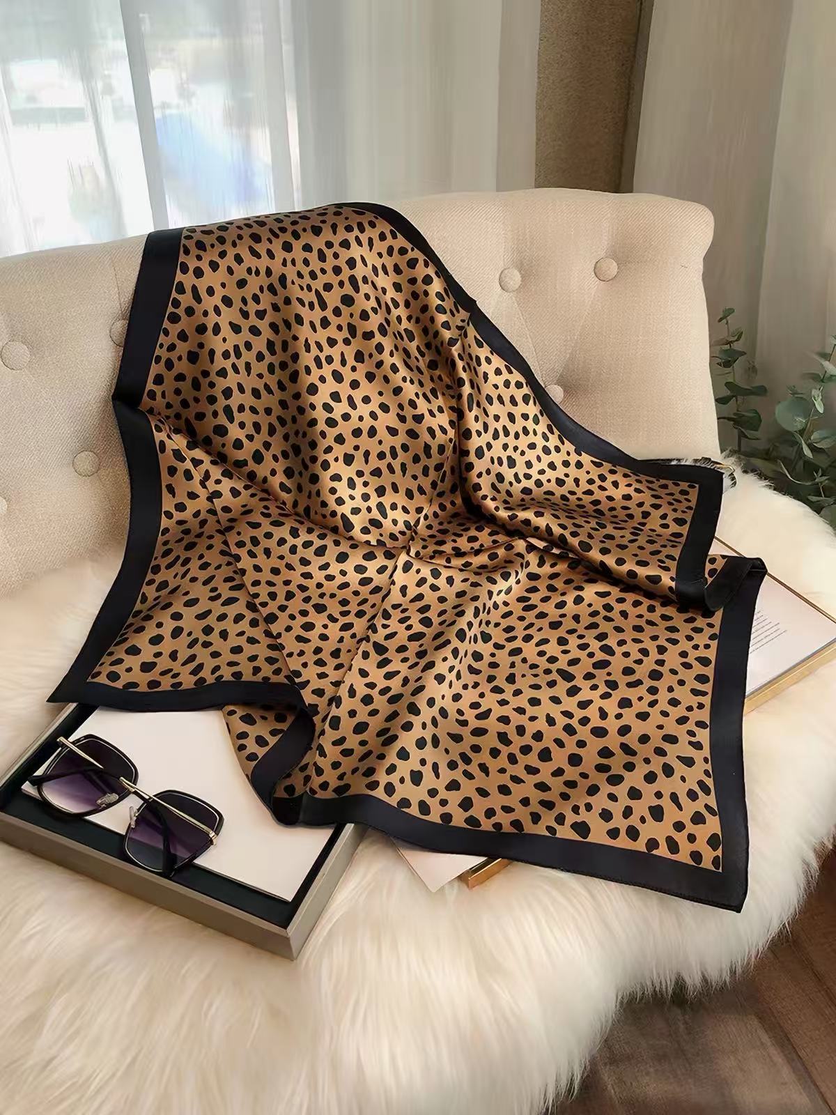 🐆Leopard Scarf — One Scarf, Endless Looks