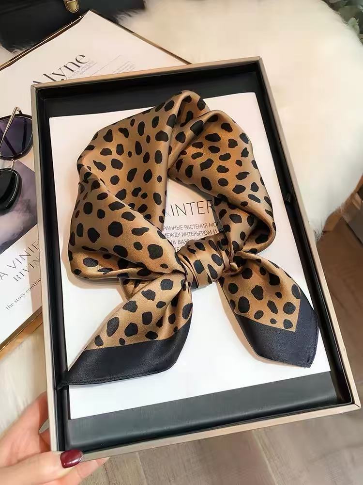 🐆Leopard Scarf — One Scarf, Endless Looks