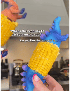 Dinosaur Corn Holders for Corn On The Cob - Funny Corn Cob Holder for Kids and Adults with Stainless Steel Prongs