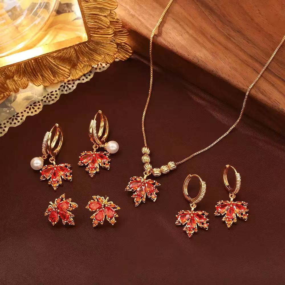 🍁 Maple Leaf Crystal Earrings