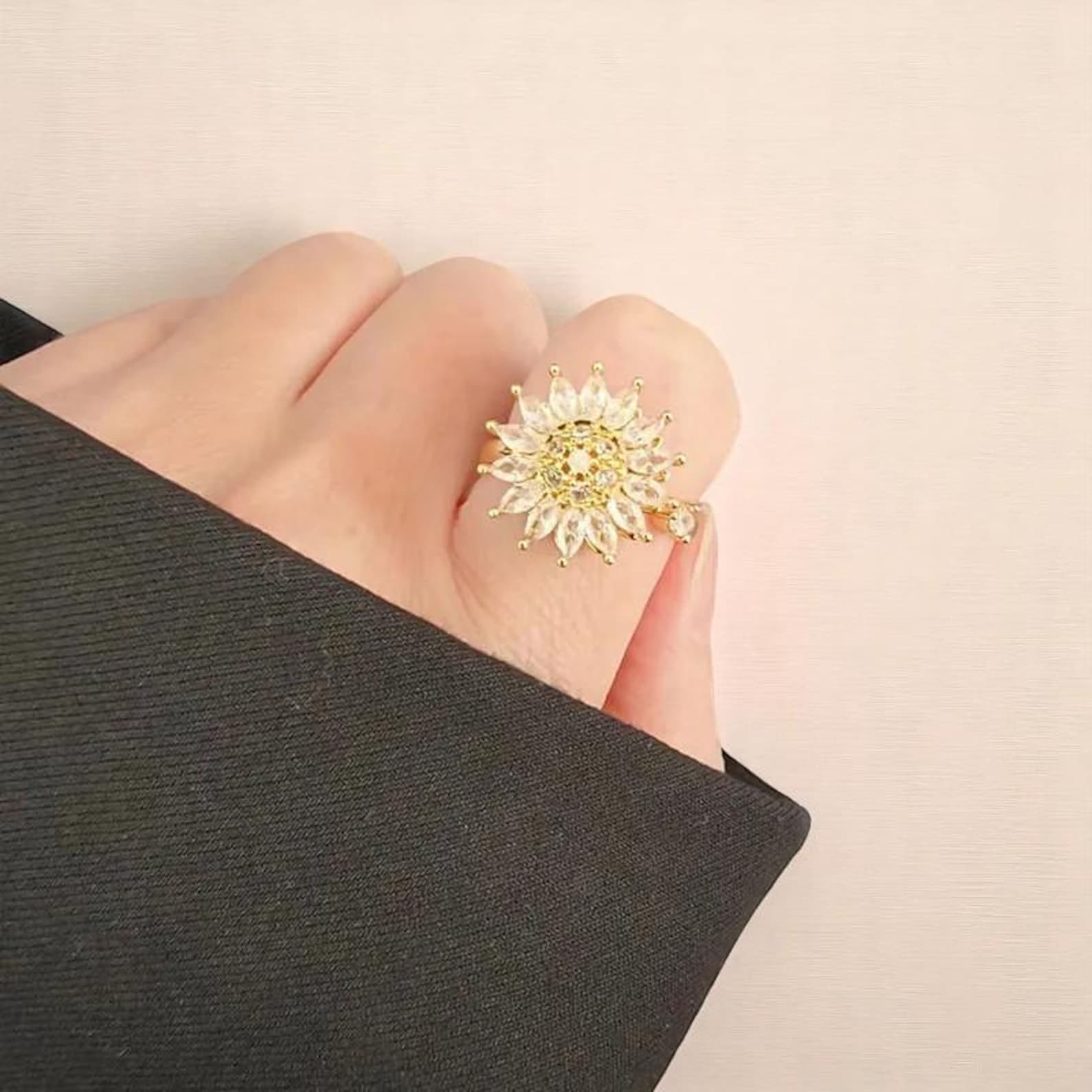 💫Sunflower Ring for Women，Fidget Rings for Anxiety Open Adjustable
