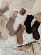 🔥Save 49%-Women's Solid Mid-calf Socks