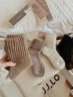 🔥Save 49%-Women's Solid Mid-calf Socks