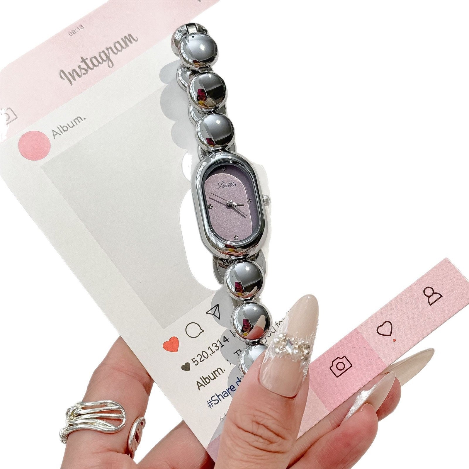 🎁A vintage bracelet watch that blends “time” and “style”