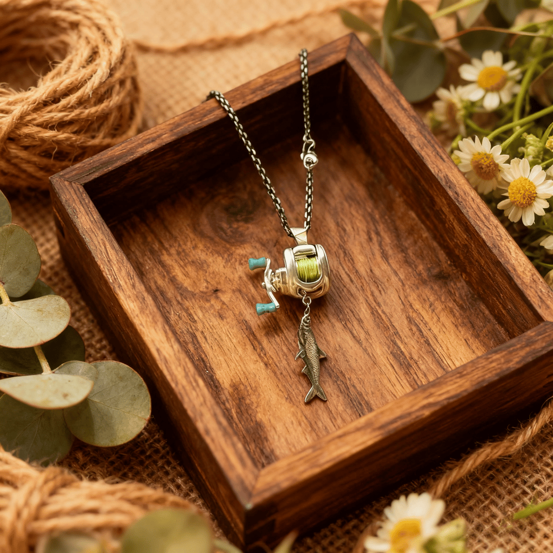 🎣 Baitcaster Reel Necklace& Ring  – For the True Fishing Enthusiast!