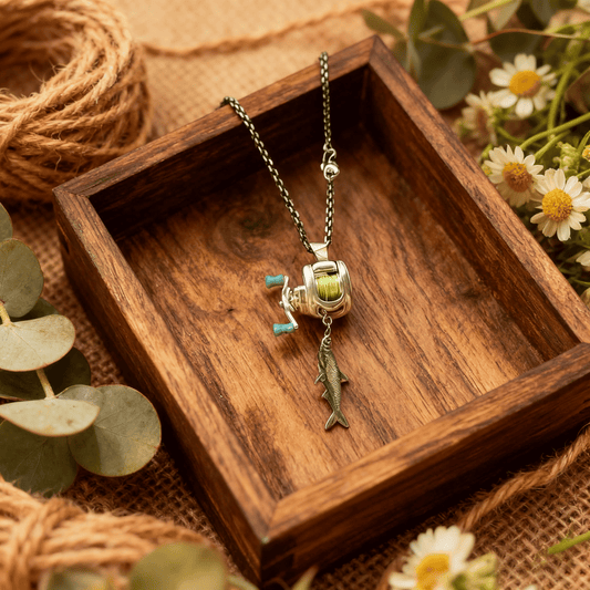 🎣 Baitcaster Reel Necklace& Ring  – For the True Fishing Enthusiast!