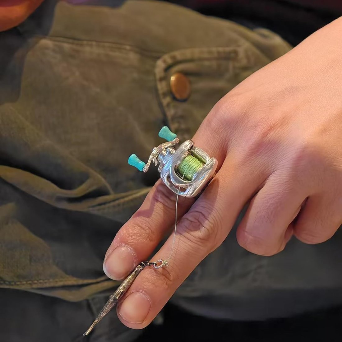 🎣 Baitcaster Reel Necklace& Ring  – For the True Fishing Enthusiast!