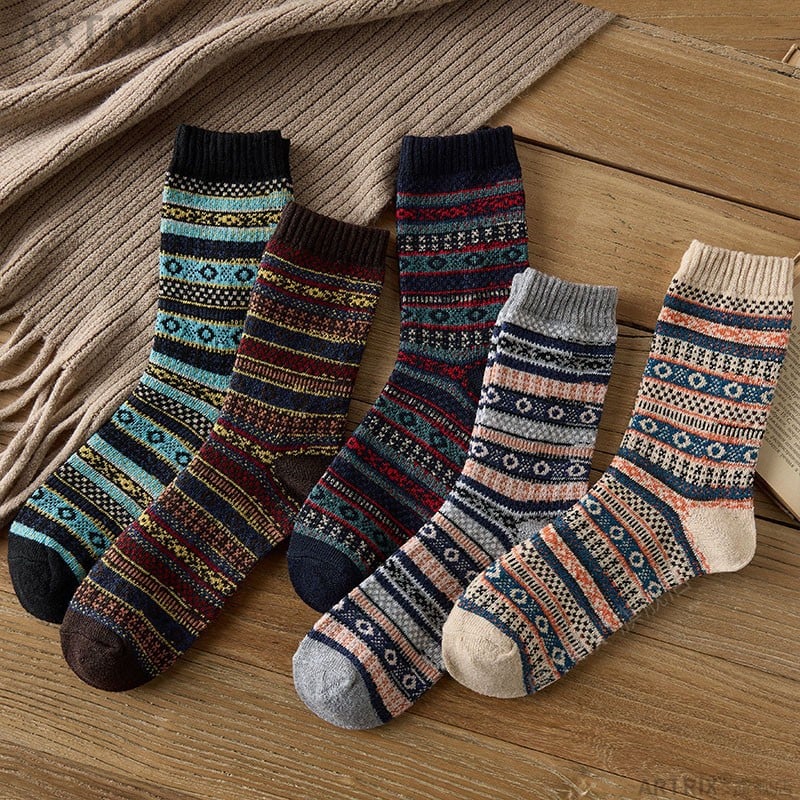 🧦Men's wool blend mid-calf socks: warm, thick, with retro ethnic patterns🧦