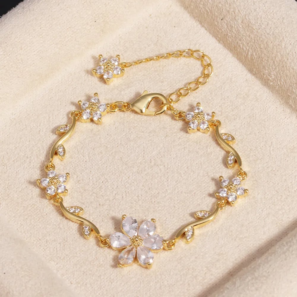 🔥Last Day 50% OFF -🌼✨Flower Bracelet(💫Exquisite Craftsmanship, Lasting Brilliance)