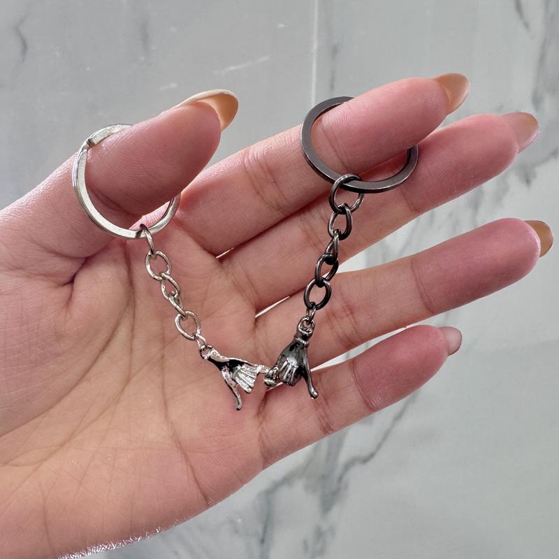 💕 Pinky Promise Matching Keychains – 2-Piece Couple Gift for Valentine’s, Birthdays & Best Friends 🎁✨