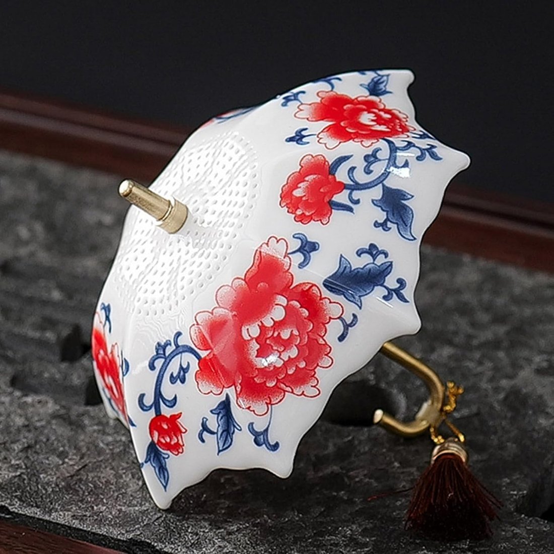5 Thousand Years Blue and White Porcelain Umbrella Tea Infuser Set