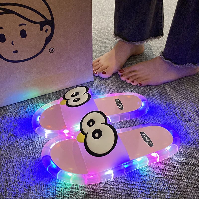 🏆Limited Time Sale 49% OFF👣👣Cute slippers with cartoon motifs that glow