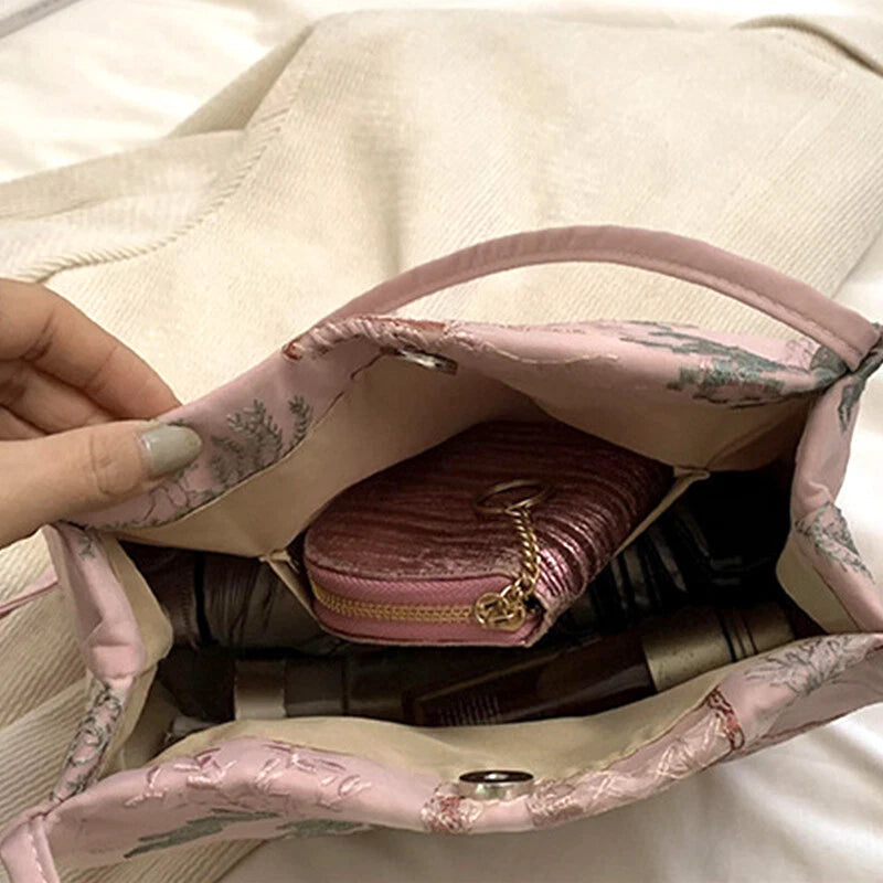 👛Chinese Embroidered Tote Bag Carry A Piece Of Eastern Elegance With You