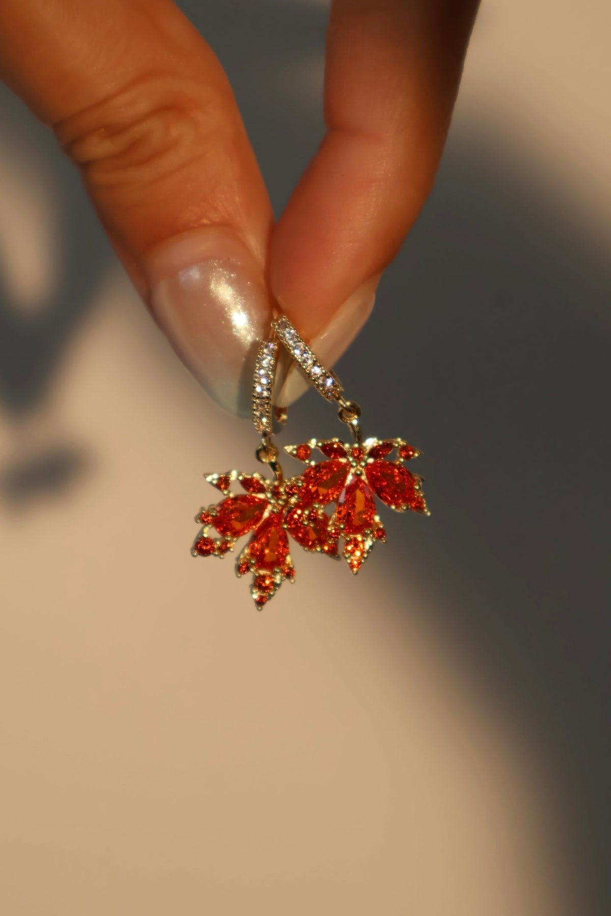 🍁 Maple Leaf Crystal Earrings